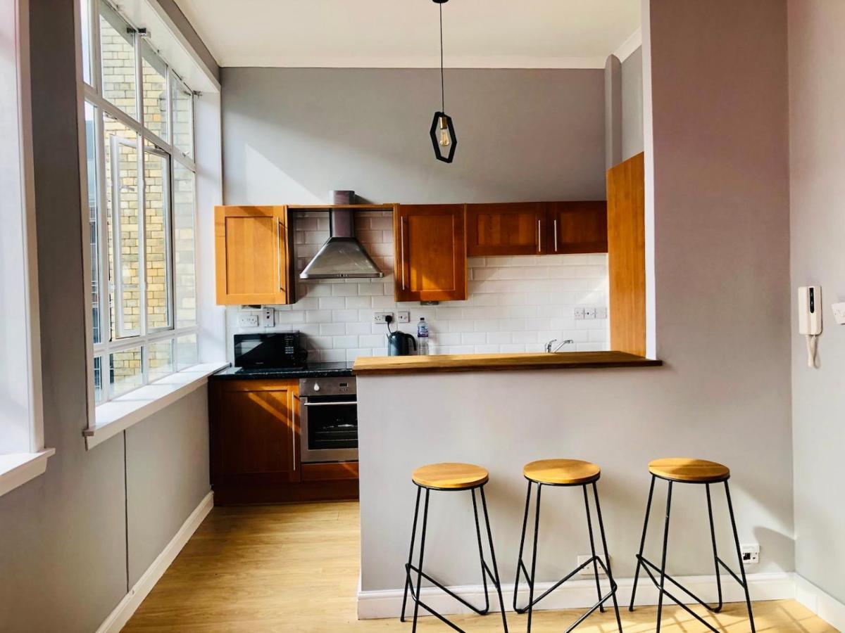 City Center Apartment In EDI Exterior photo